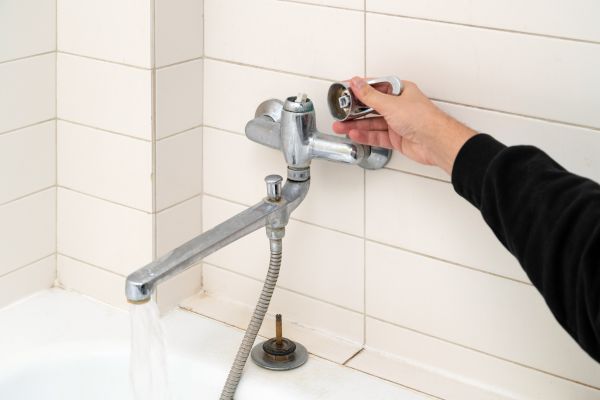Cost of Shower Handle Repair in Independence