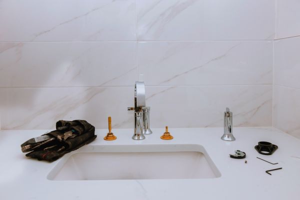 Cost of Porcelain Sink Installation in Independence